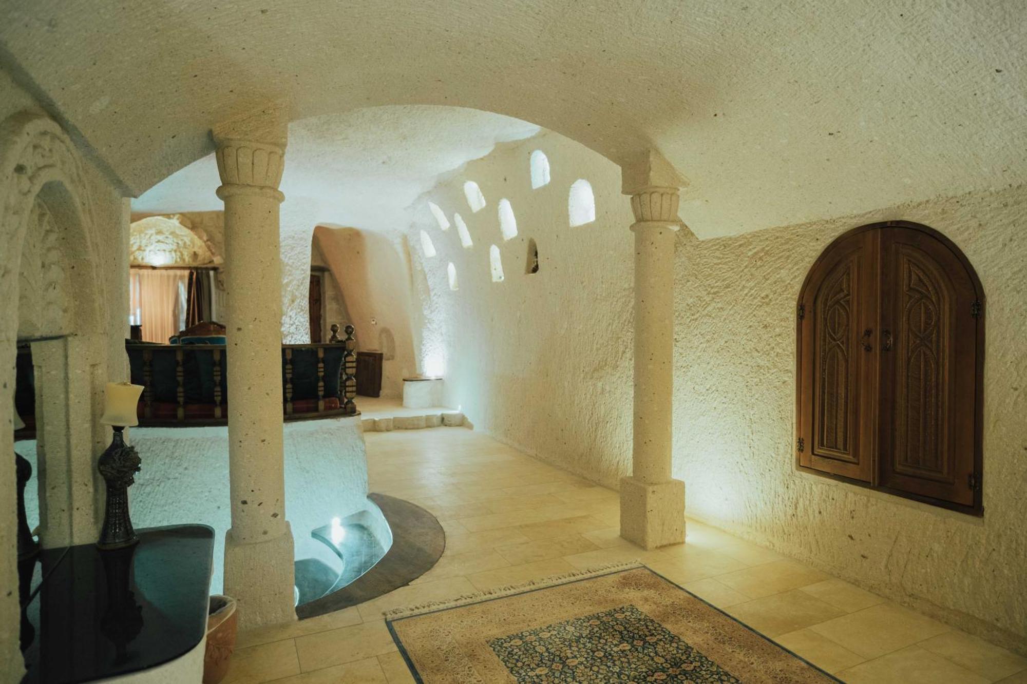 Hu Of Cappadocia - Special Class Uchisar Bilik gambar