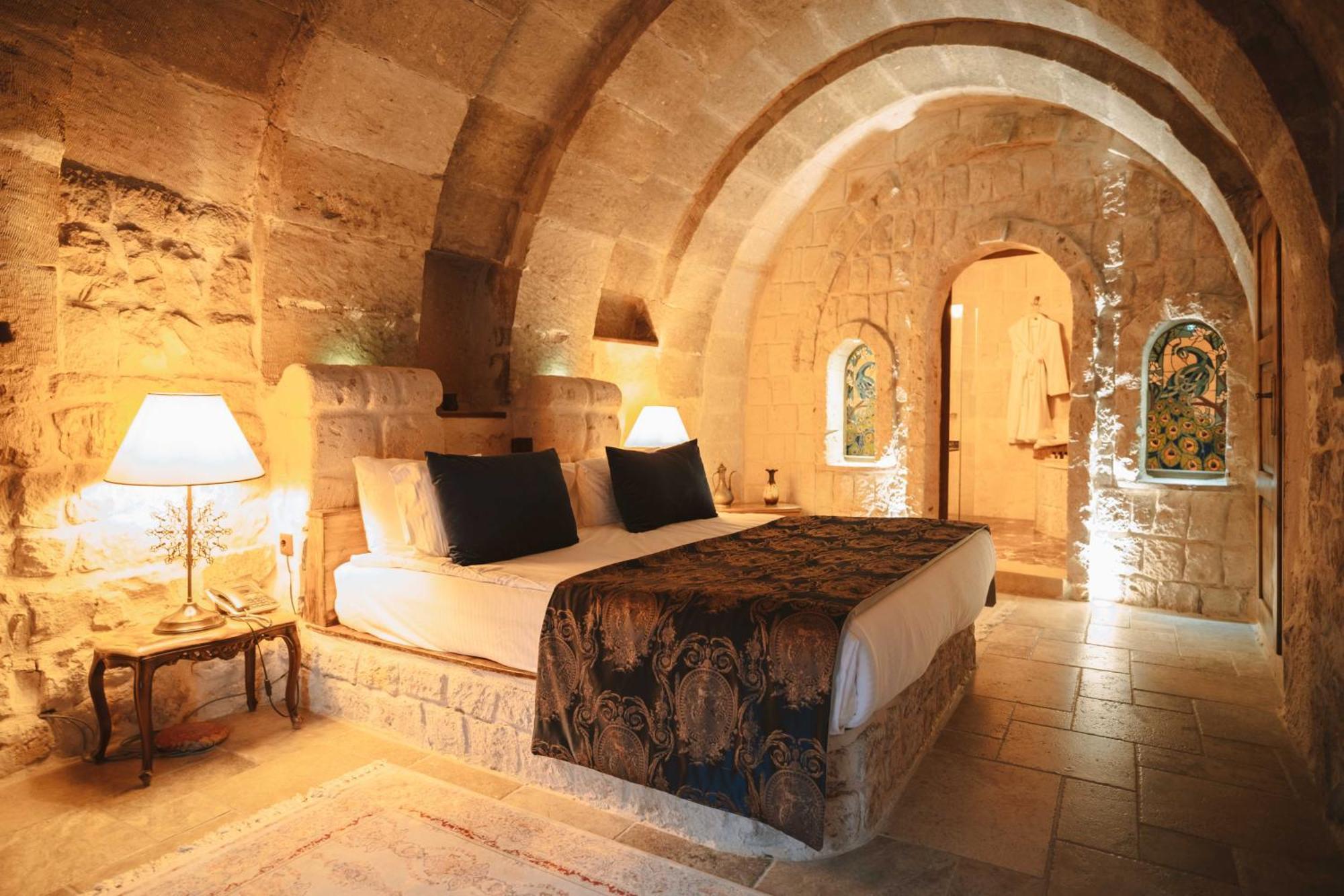 Hu Of Cappadocia - Special Class Uchisar Bilik gambar
