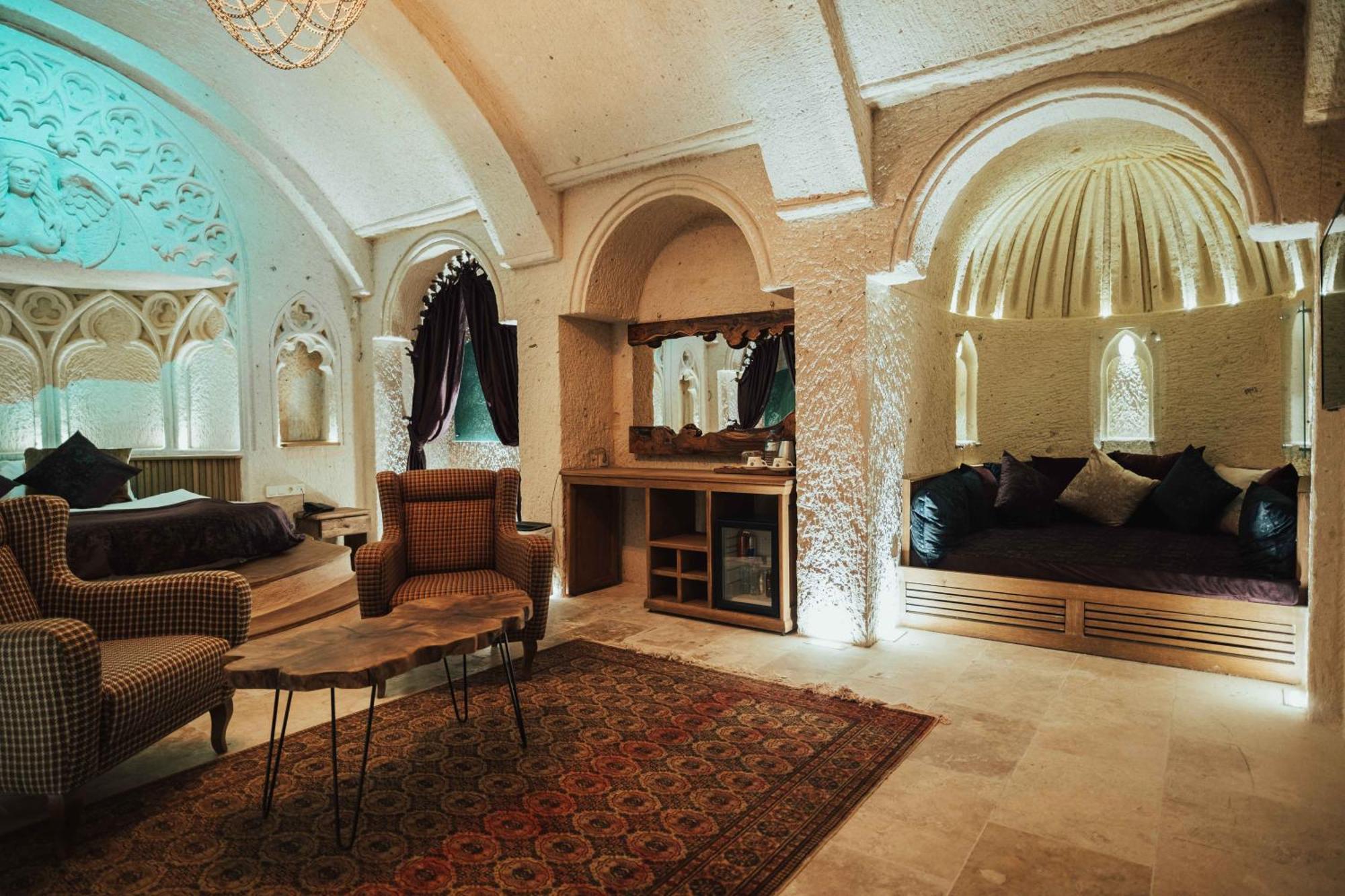 Hu Of Cappadocia - Special Class Uchisar Bilik gambar