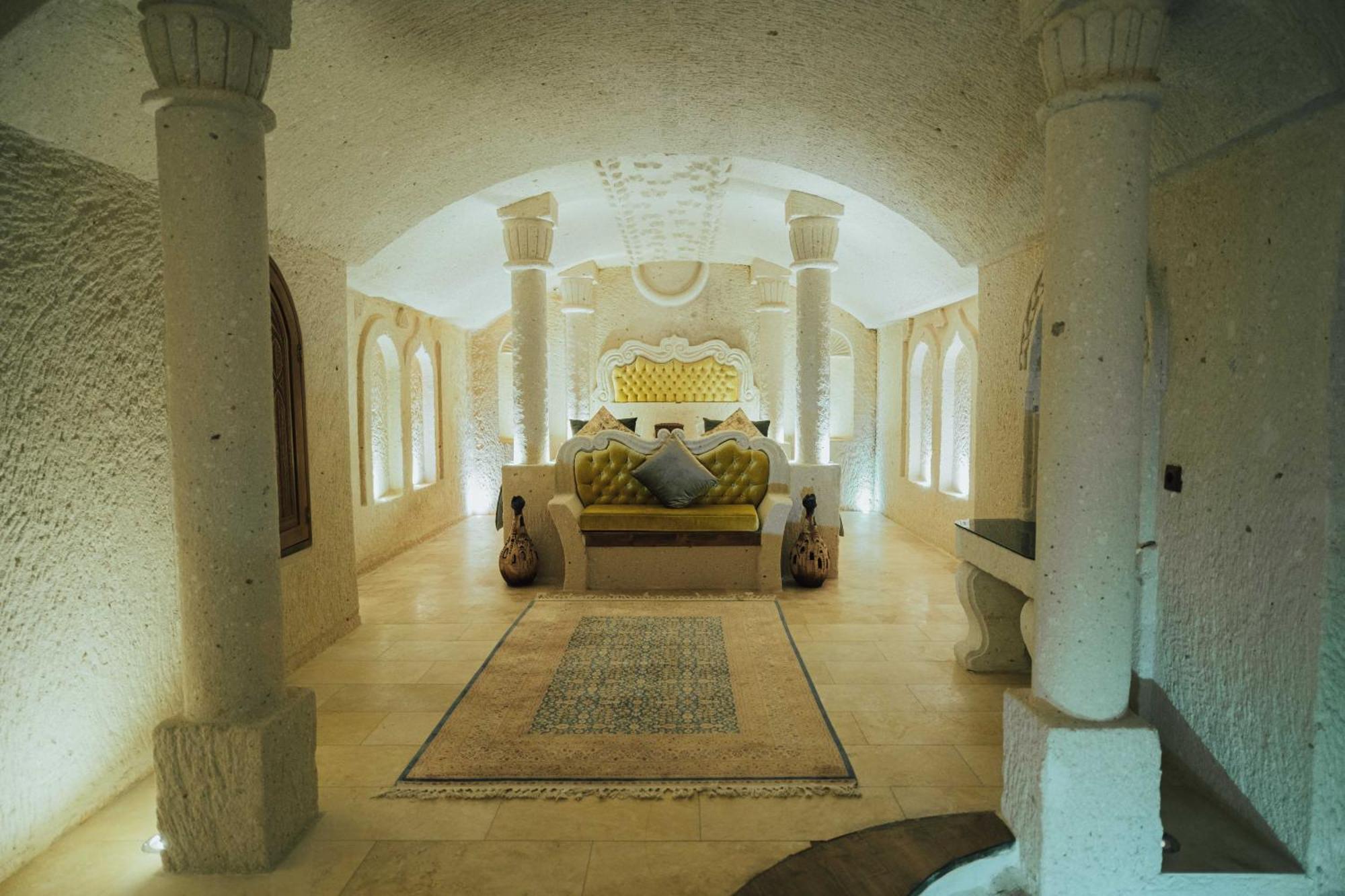Hu Of Cappadocia - Special Class Uchisar Bilik gambar