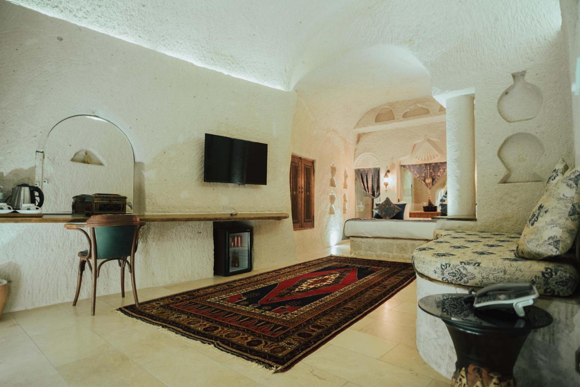 Hu Of Cappadocia - Special Class Uchisar Bilik gambar